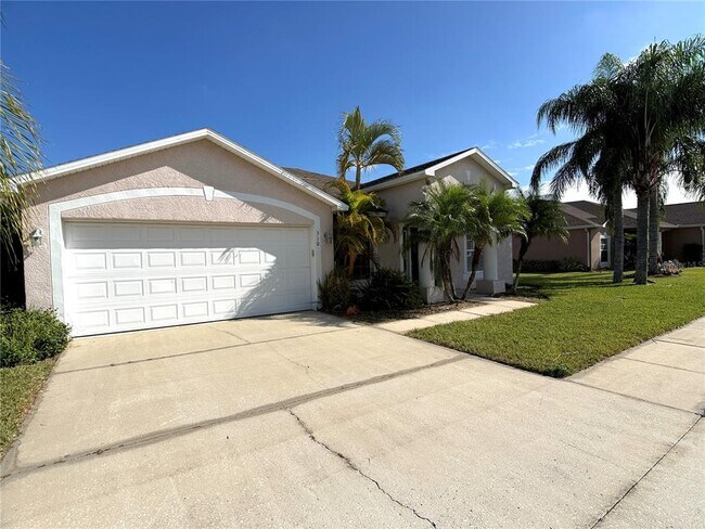 Building Photo - 310 White Ibis Ln