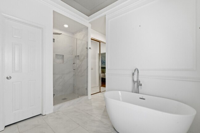 Building Photo - 26 E Sterling Pond Cir