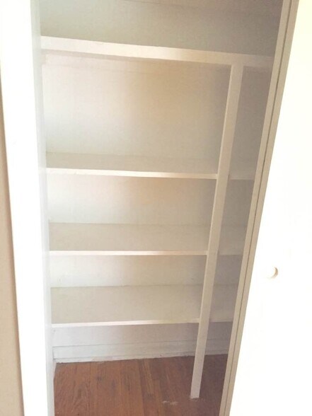 Building Photo - 103 Cranwill Dr