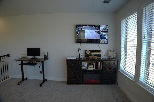 Building Photo - 284 Kimble Creek Lp