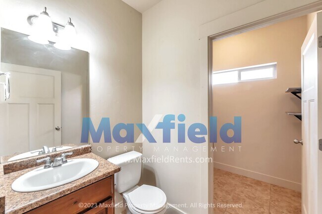 Building Photo - Eagle Mountain 4+ Bed 4 Bath 2600 Sq Ft 2 ...