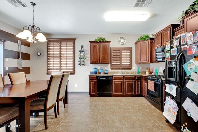 Building Photo - 13240 Emerald River St