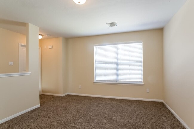 Building Photo - 13321 Enchanted Way