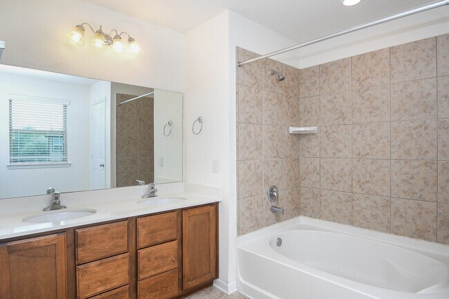 Building Photo - 3288 Havenwood Chase Ln