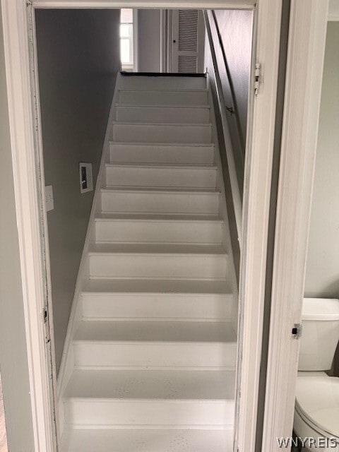 Building Photo - 1328 Cleveland Dr