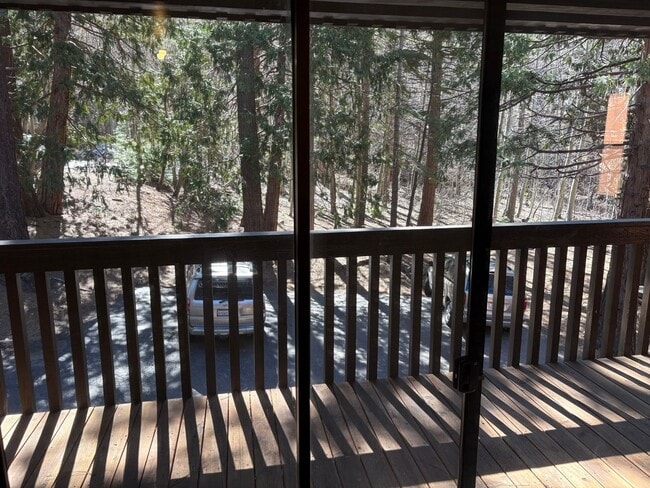 Building Photo - 2 bedroom plus loft condo with carport