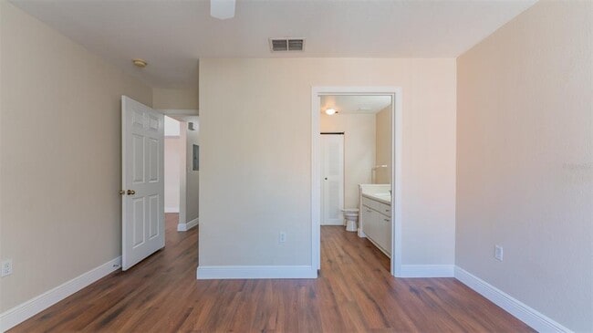 Building Photo - 10568 Windsor Lake Ct