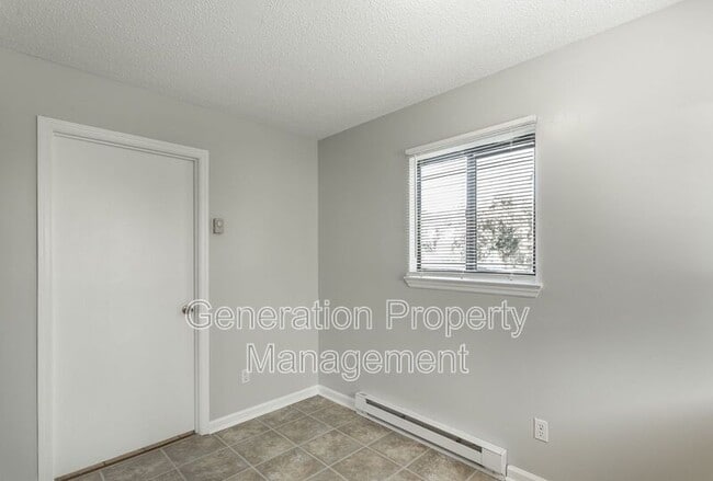 Building Photo - 4409 Delashmitt Rd