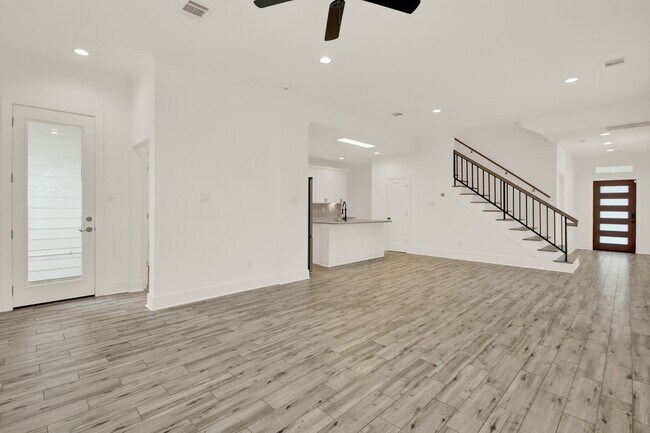 Building Photo - 6635 T C Jester Blvd