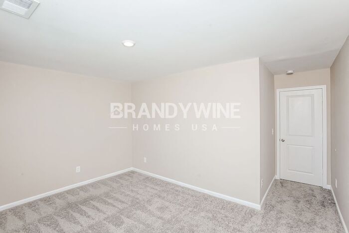 Building Photo - 415 Stonyhurst Dr