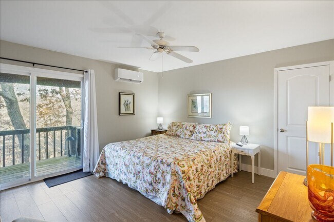 Building Photo - 415 Staniel Cay Dr