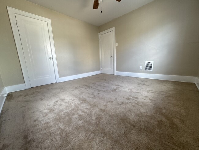 Building Photo - 1644 McFarland Rd