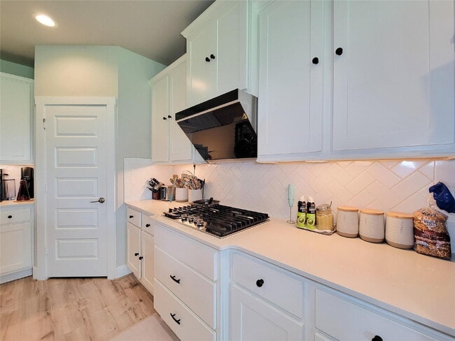 Building Photo - "Spacious 4-Bedroom Haven in Katy, TX with 3.5 Baths – Your Ideal Family Retreat Awaits!"
