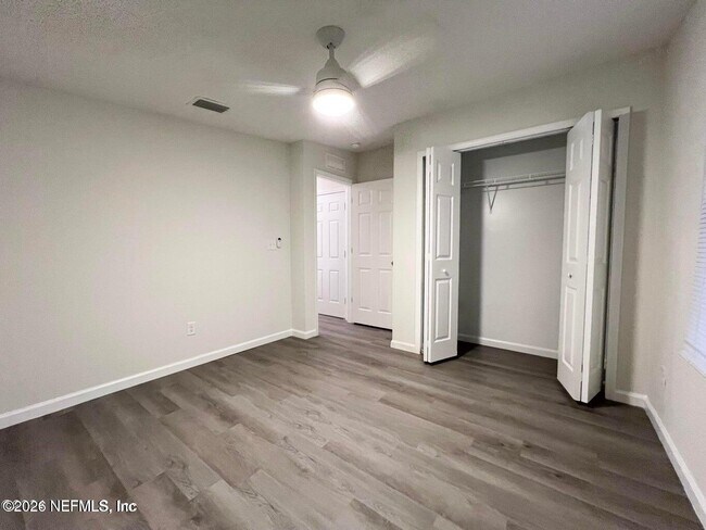 Building Photo - 1961 New Haven Rd