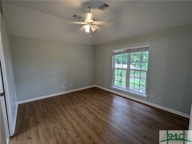Building Photo - 116 Peregrine Cir