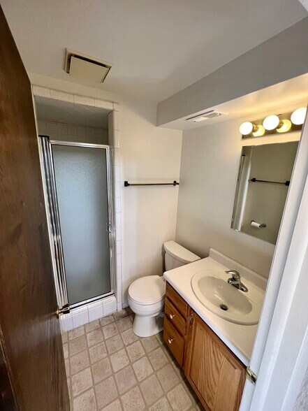 Bathroom 2 - 2344 E Fisher Ln