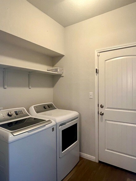 Building Photo - 1333 Spicewood Dr