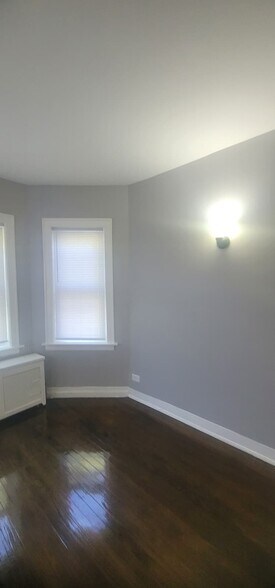 Building Photo - 8041 S Maryland Ave