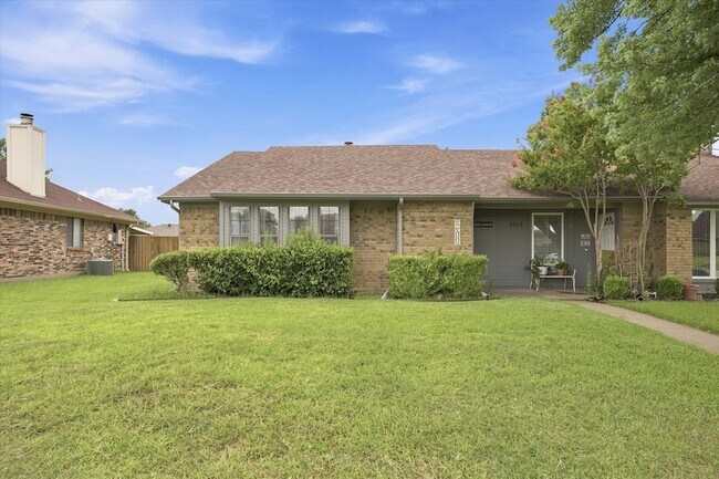 Building Photo - 2311 Jamie Dr