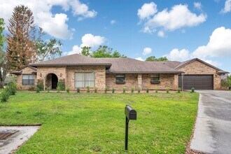 Building Photo - 2724 Ardon Ave