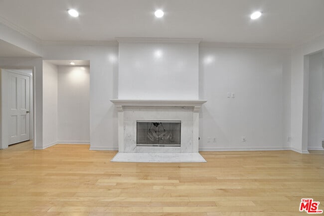 Building Photo - 11939 Gorham Ave