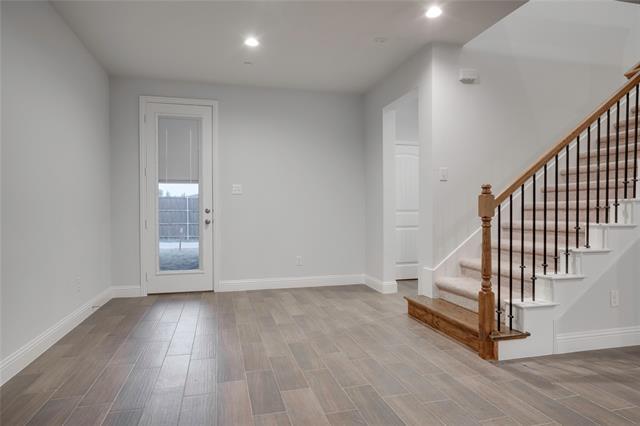 Building Photo - 5548 Crawford Dr
