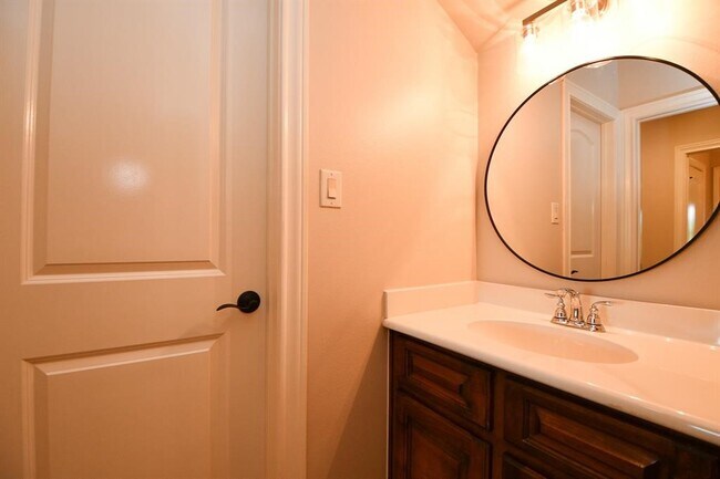 Building Photo - 8706 Stowe Creek Ln