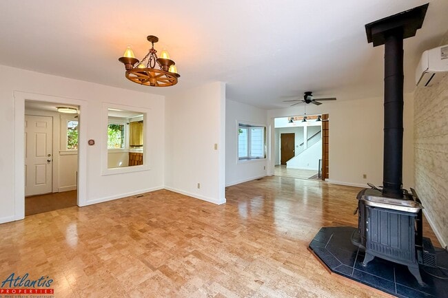 Building Photo - Beautiful Los Gatos Home | Desirable Location