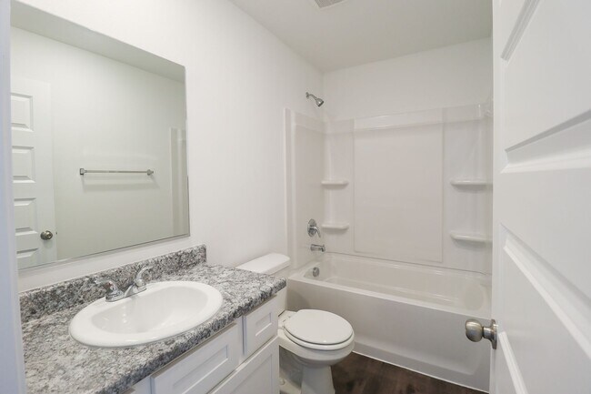 Building Photo - New Build 3 Bedroom Home Available For Immediate Move In!! Robninson Ranch