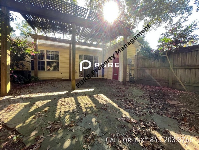 Building Photo - 1557 Blaze Ln