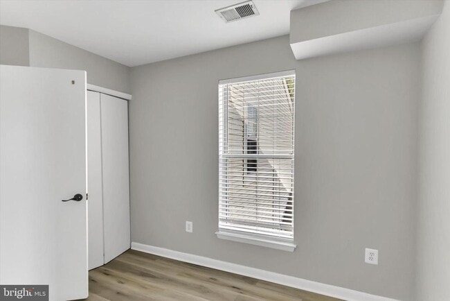 Building Photo - 9411 Royal Bonnet Terrace