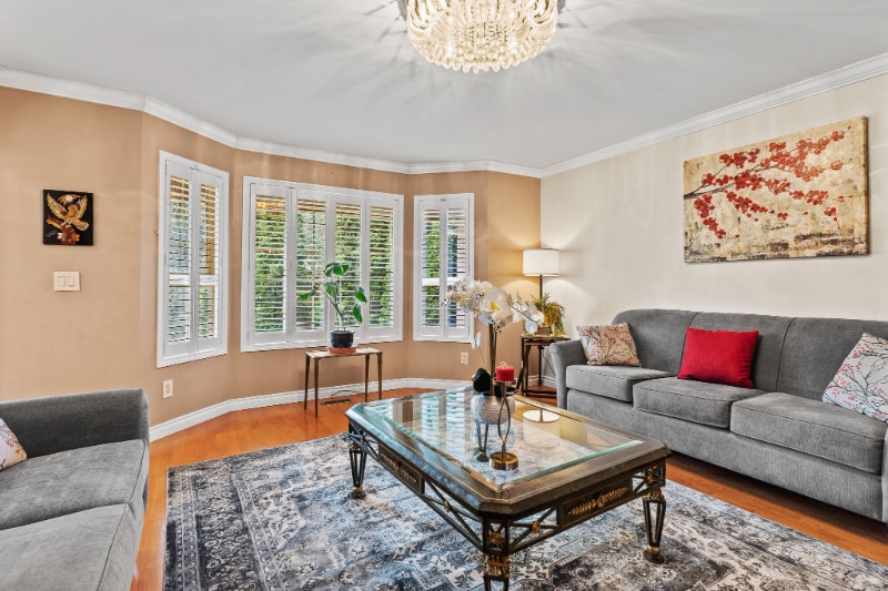 Building Photo - 9602 NE 11th St