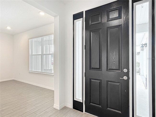 Building Photo - 7067 SW 60th Ln