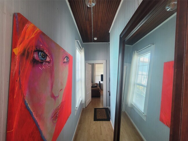 Building Photo - 1707 Market St