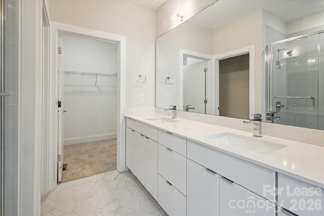 Building Photo - 4528 Radler Ct