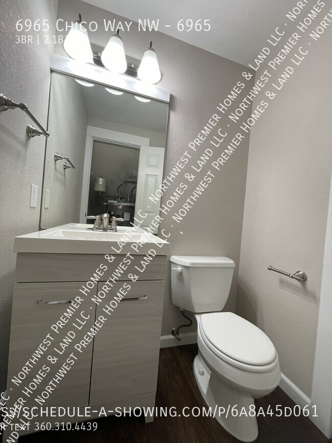 Building Photo - 6965 Chico Way NW