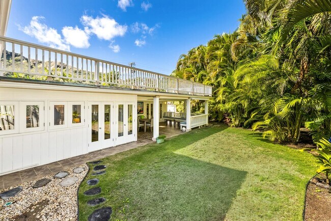 Building Photo - Fully Furnished Home in the Heart of Lanikai