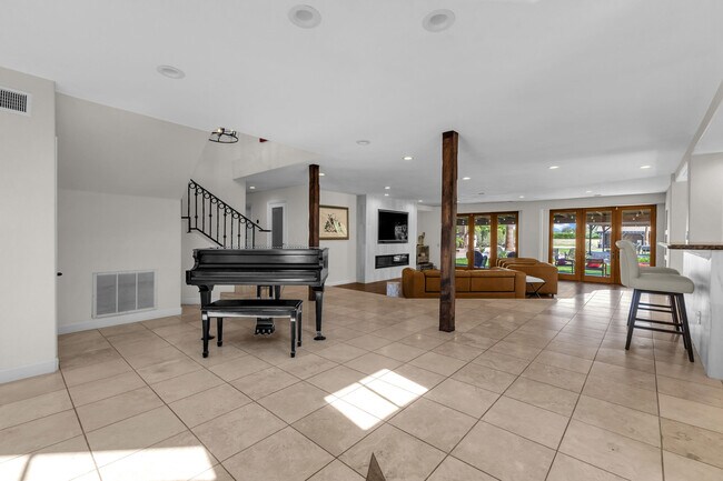 Building Photo - 80980 Vista Bonita Trail