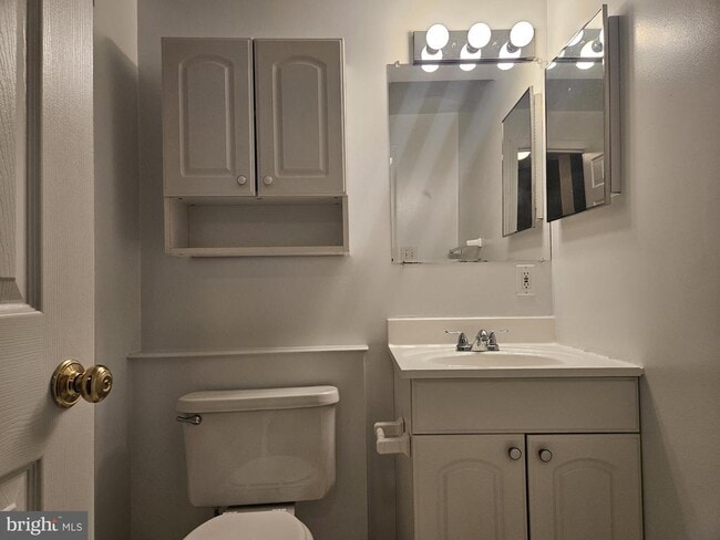 Building Photo - 6887 Chasewood Cir