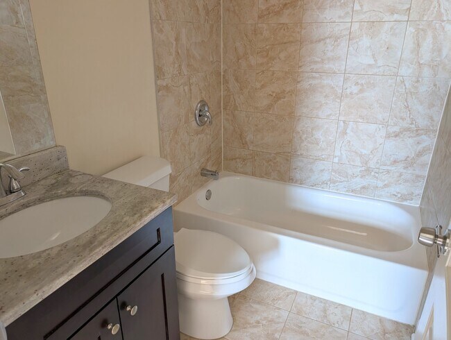 Building Photo - 4014 N Central Park Ave