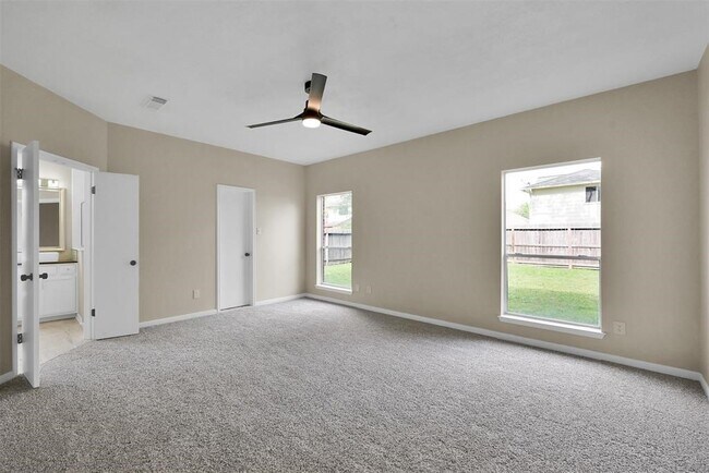 Building Photo - 14410 Cypress Falls Dr