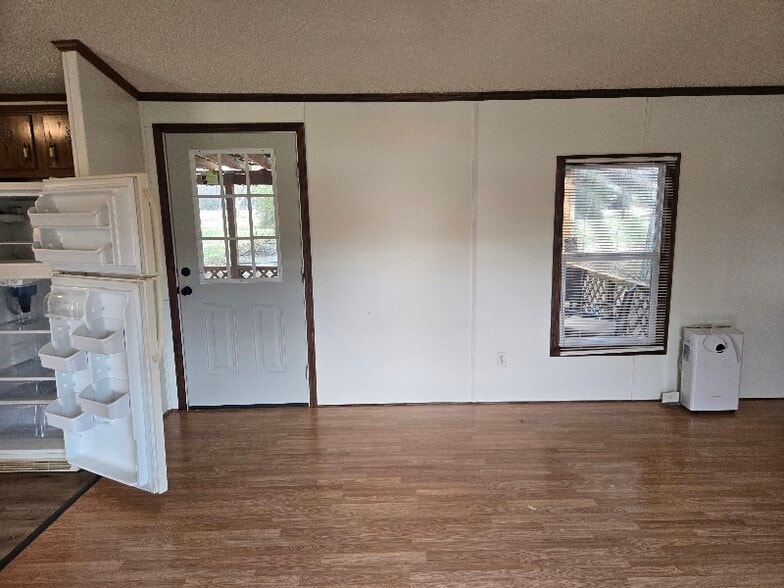 Building Photo - 8860 Teague Rd