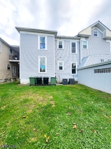 Building Photo - 24 W Stewart St