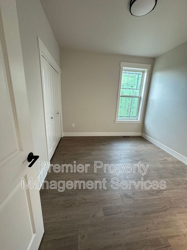 Building Photo - 6017 Elysian Rd