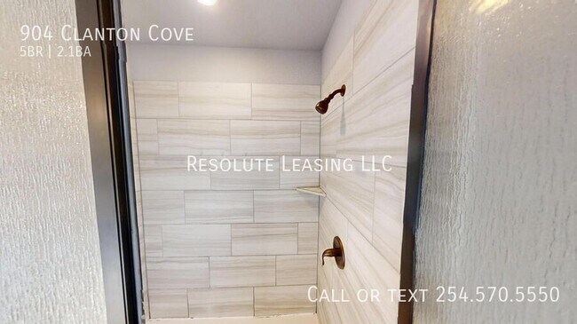 Building Photo - 904 Clanton Cove