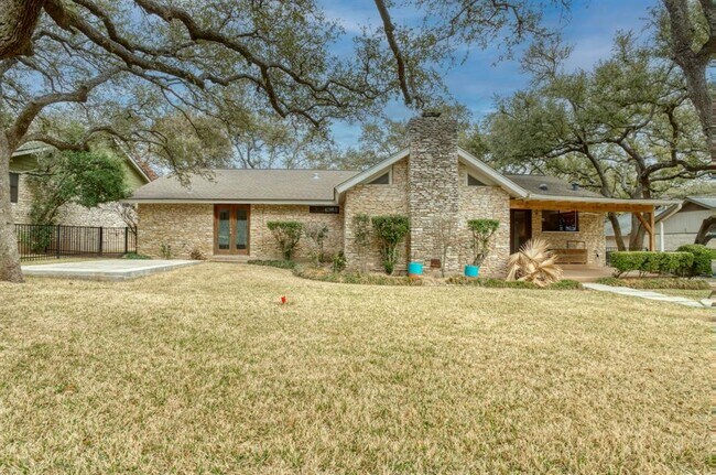 Building Photo - 11532 Spicewood Pkwy