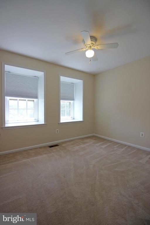 Building Photo - 5117 Bellemeade Ln