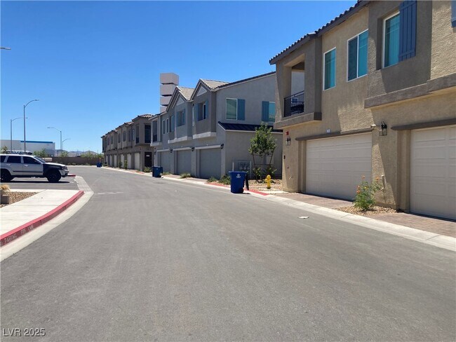 Building Photo - 3724 Canis Minor Ln