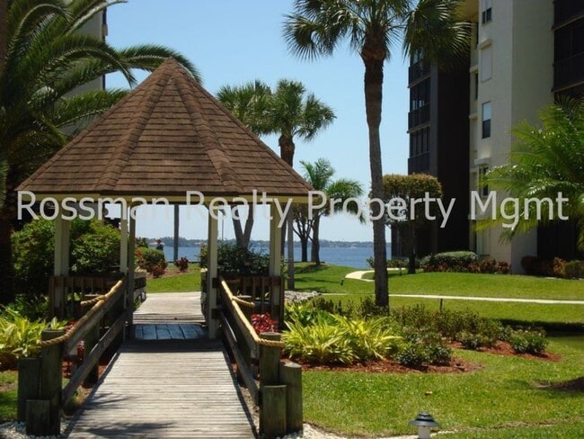 Building Photo - 3490 N Key Dr