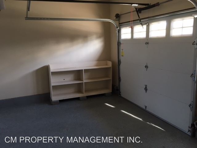 Building Photo - 1715 Foxworthy Ave